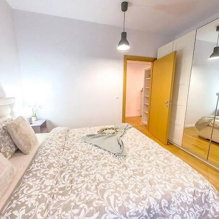 Old Town Spacious Apartment Bukurešť Exteriér fotografie